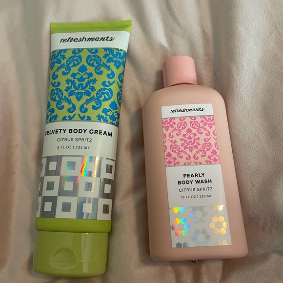 Ipsy body wash and lotion - Picture 3 of 5